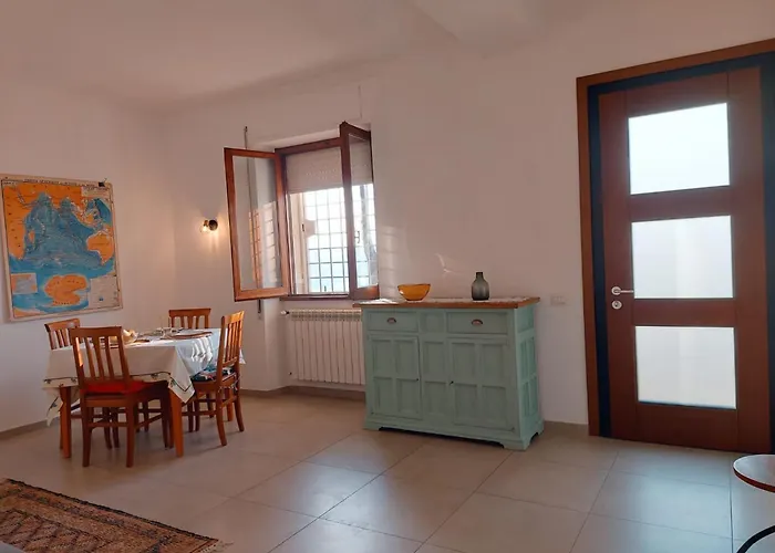 Casa Panoramica Con Cortile A 15\' Da Roma